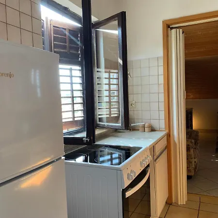 Apartman Branko Kuzmicic Jelsa